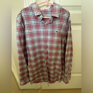 Youth Vineyard Vines Performance Button Down.